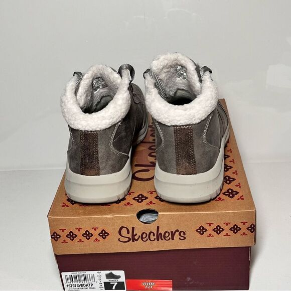 Skechers Ultra Flex Metallic Overlay Sneaker Boots - Picture 2 of 5